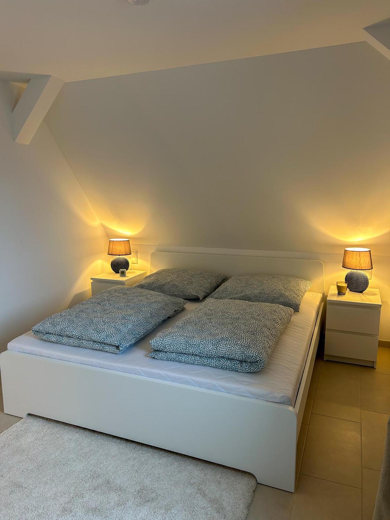 Ferienwohnung As5 Two Bamberg - Zentrale Lage Mit Parkplatz Hallstadt Exterior photo